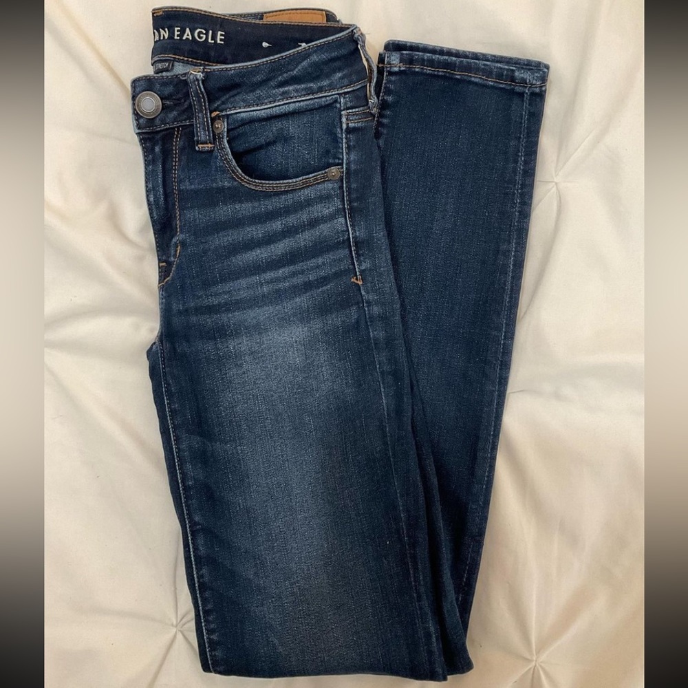 American Eagle size 2 long next level stretch skinny jeans